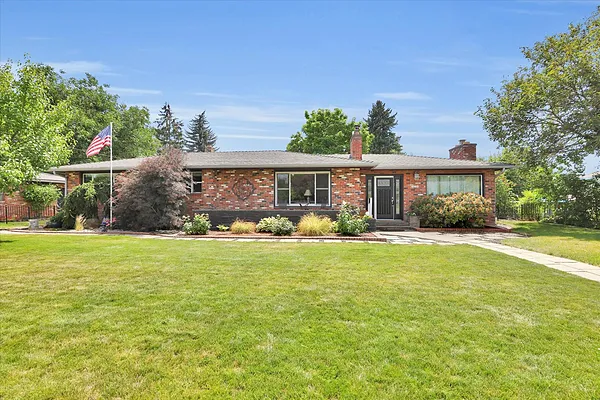 Property Photo MLS #: 202520922