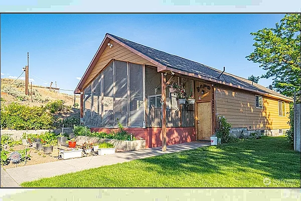 Property Photo MLS #: 2354927