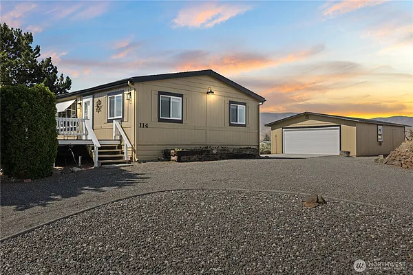 Property Photo MLS #: 2396933