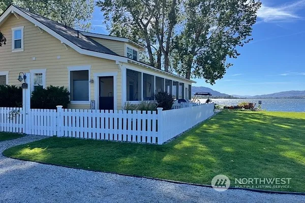 Property Photo MLS #: 2293935
