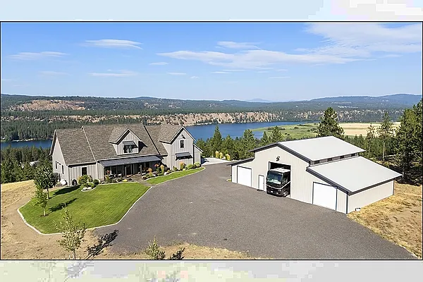 Property Photo MLS #: 202521941