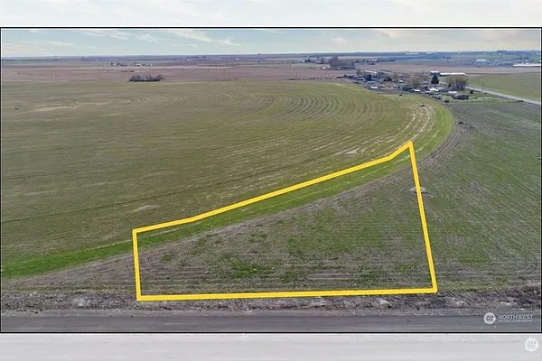 Property Photo MLS #: 2043944