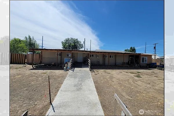 Property Photo MLS #: 2401945