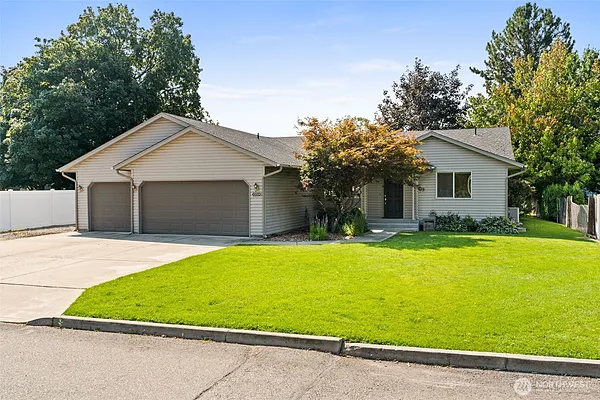 Property Photo MLS #: 2433946