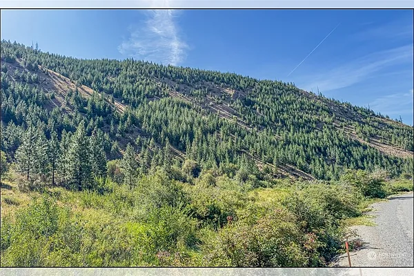 Property Photo MLS #: 2284953