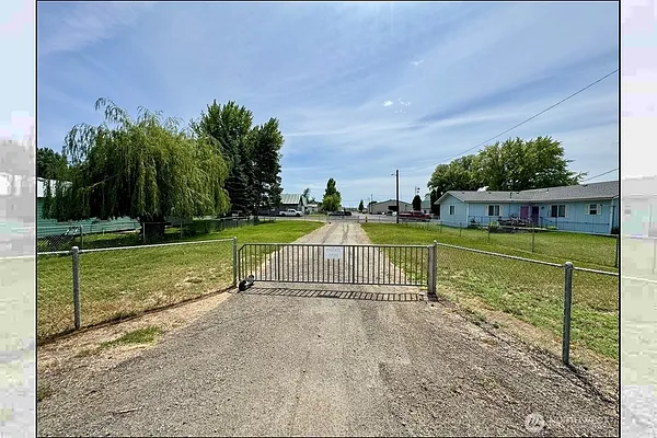 Property Photo MLS #: 2387956