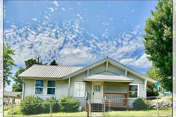 Property Photo MLS #: 202521962