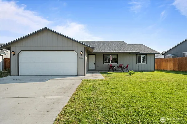 Property Photo MLS #: 2427973
