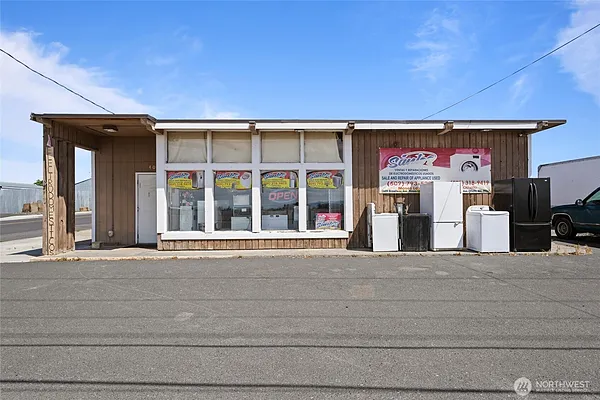 Property Photo MLS #: 2394981