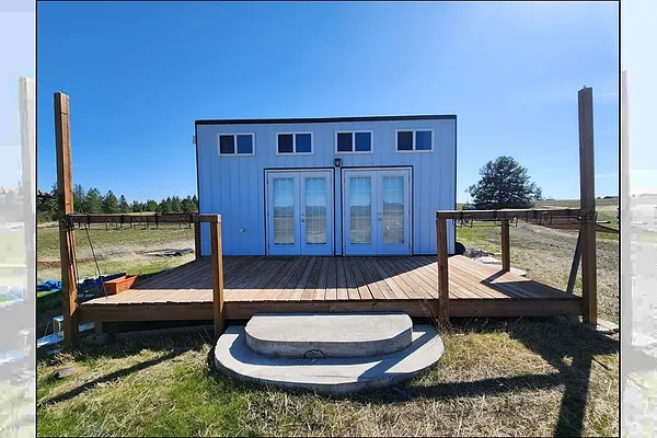 Property Photo MLS #: 202523994