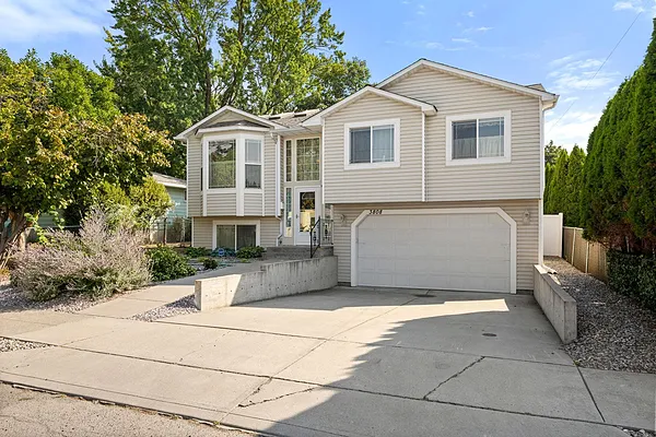Property Photo MLS #: 202523997